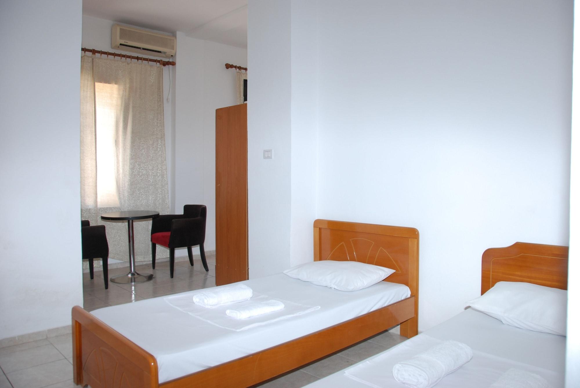 Casa Mia Hotel Sarandë Eksteriør billede